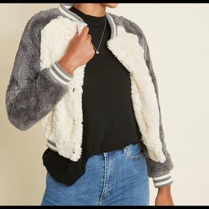 BB Dakota Jacket-Furry Grey and White BB
